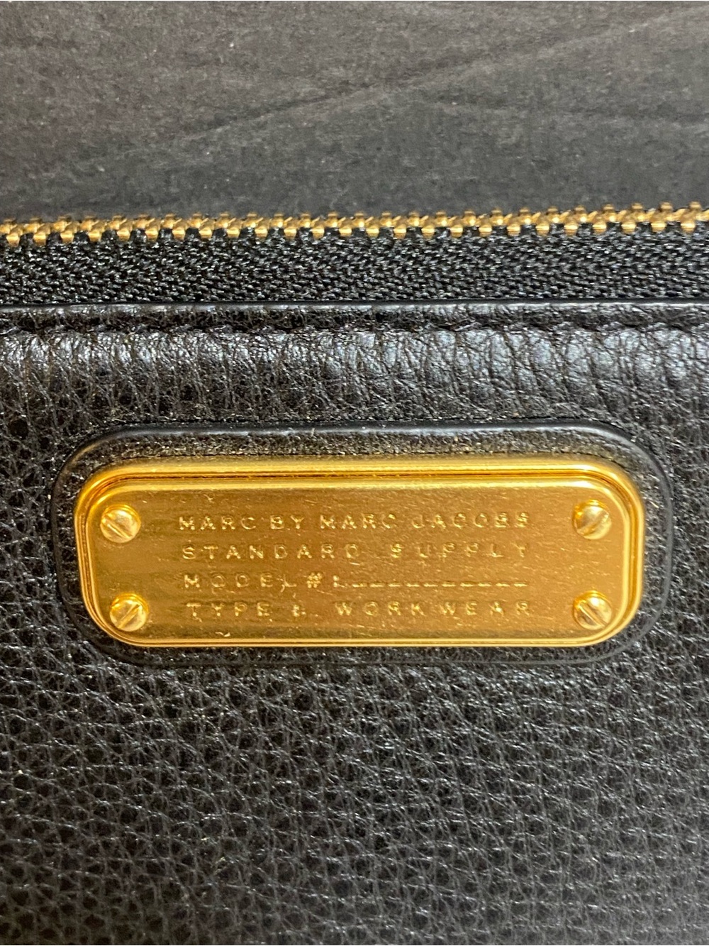 New with tags Marc Jacob’s Wristlet Leather wallet - Picture 2 of 5